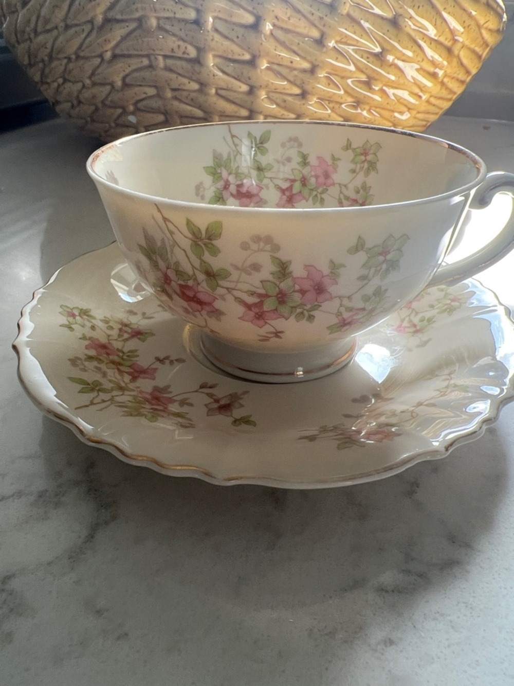 Syracuse China - Federal shape made in America (Vintage)